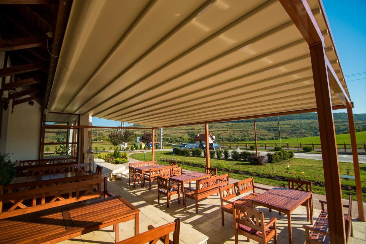 Bonanza Pensiune & Restaurant Mera Exterior foto
