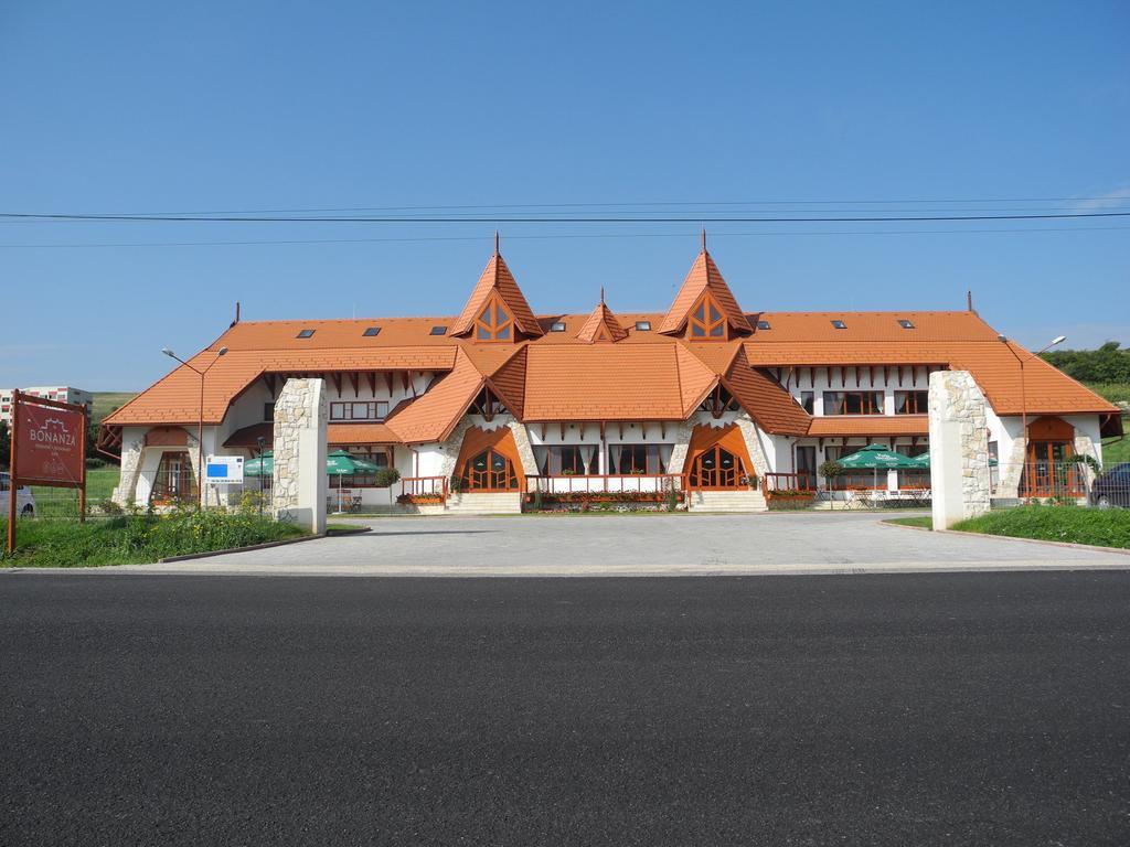 Bonanza Pensiune & Restaurant Mera Exterior foto